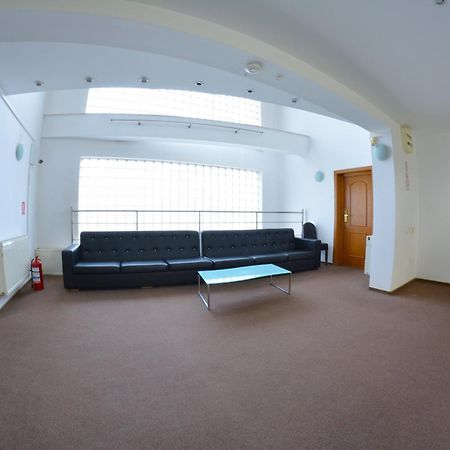 Hotel Pensiune Valentina Râmnicu Vâlcea Esterno foto
