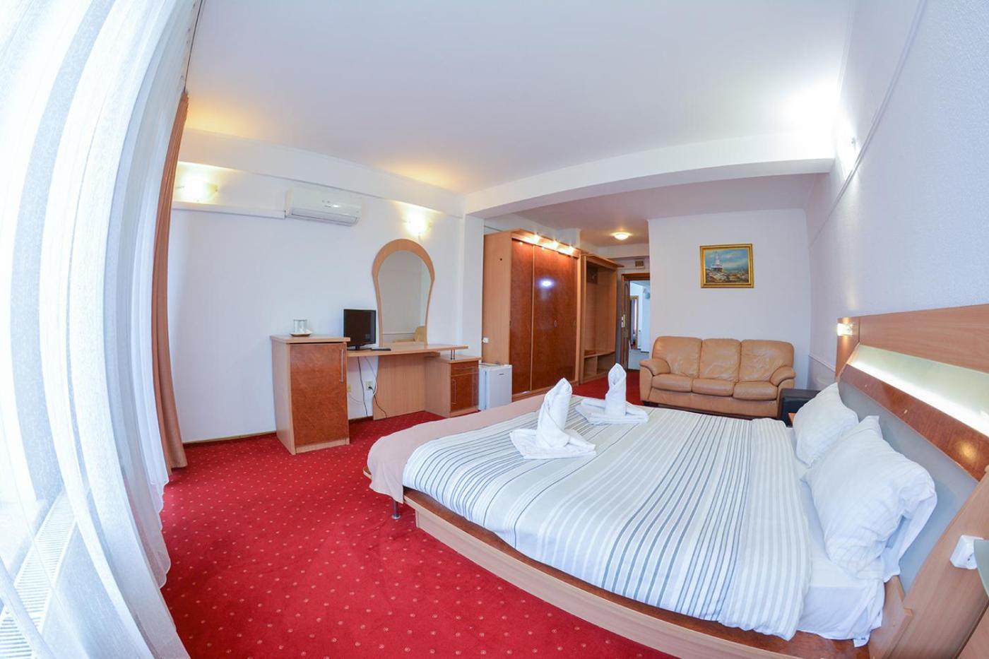 Hotel Pensiune Valentina Râmnicu Vâlcea Esterno foto